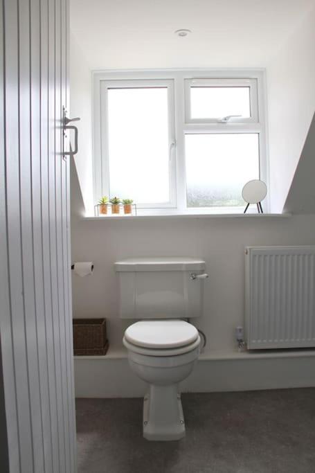 Owl Cottage - Cosy Cotswolds Stone Escape, Dog Friendly 怀克瑞辛顿 外观 照片