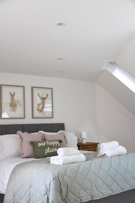 Owl Cottage - Cosy Cotswolds Stone Escape, Dog Friendly 怀克瑞辛顿 外观 照片